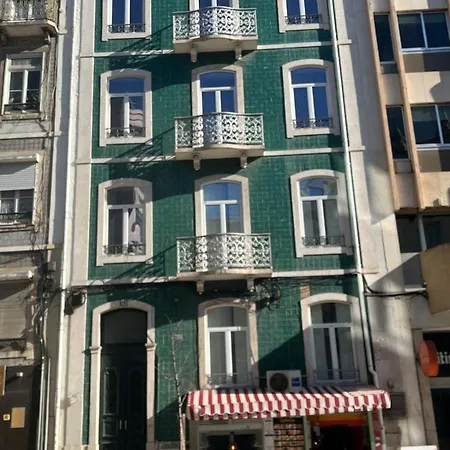 Essence Family Apartment Lisbon